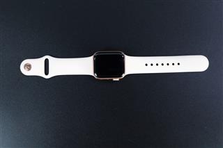 APPLE WATCH SERIES 4 MU682LL/A 40MM